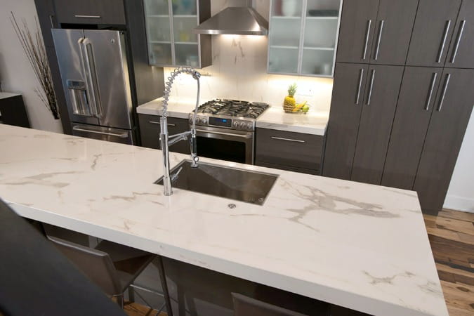Porcelain and Granite: When to Use Each of These Materials?